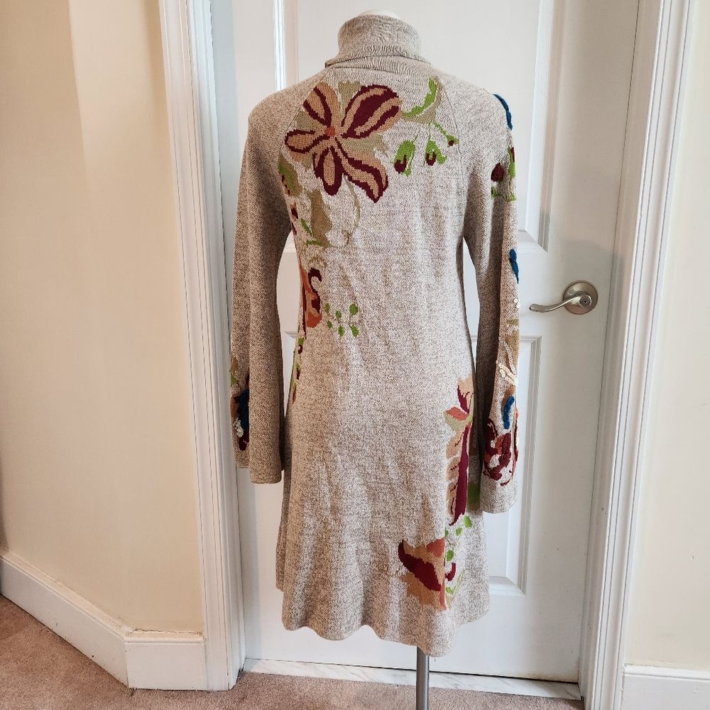Stunning Anthropologie sweater dress Swing with Petals, new with tags, size M - Picture 2 of 12